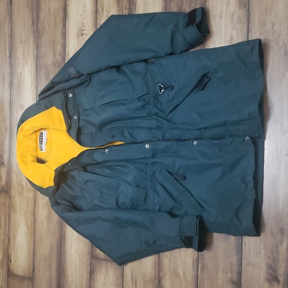 Retreat Outdoors jacket - Picture 2 of 7